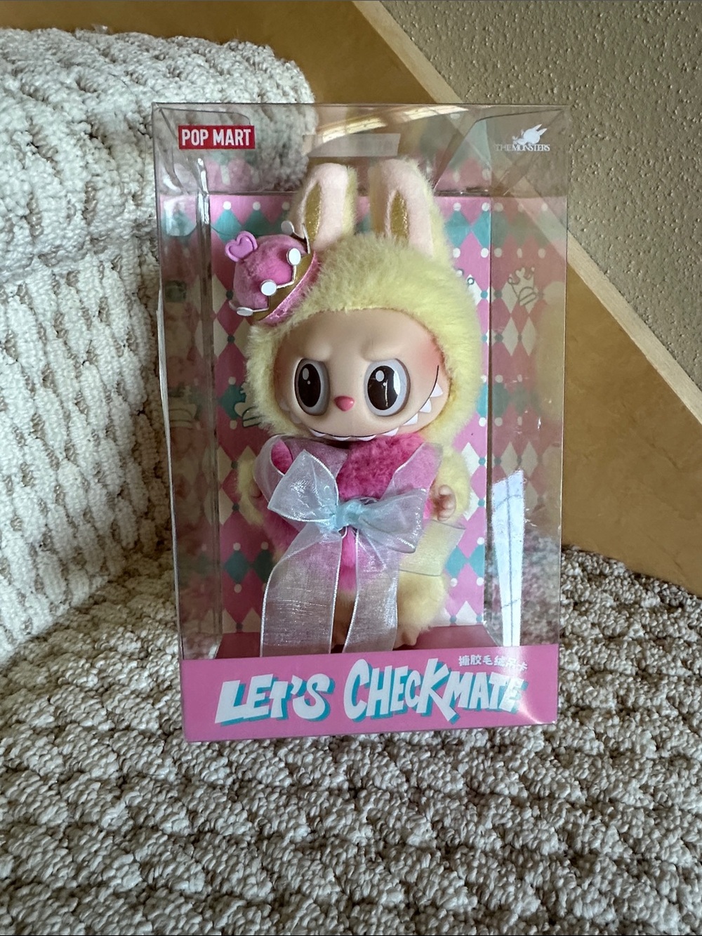 POP MART Let's Checkmate Labubu